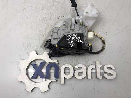 Fecho da porta trás esq usado vw passat variant (365) 1.6 tdi | 08.10 - 12.14