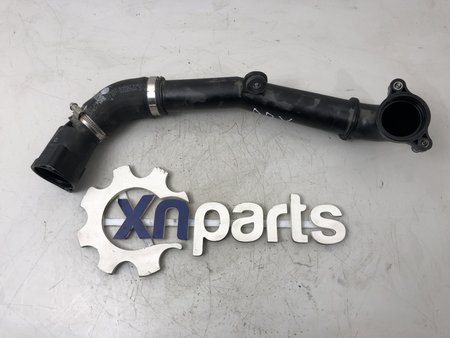 [04L145770H 04L 145 770 H MOTOR DDY] Tubo intercooler  usado vw golf vii (5g1, bq1, be1, be2) 1.6 tdi 04l145770h 04l 145 770 h motor ddy