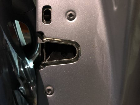 Fecho da porta trás/dto usado mercedes-benz cls (c219) cls 320 cdi | 01.05 - 12.10