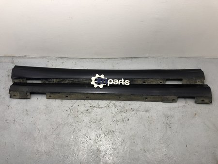[A2046900340 / A2046900440] Conjunto de embaladeiras azul usado mercedes-benz c-class (w204) c 220 cdi | 10.08 - 01.14 ref. a204...