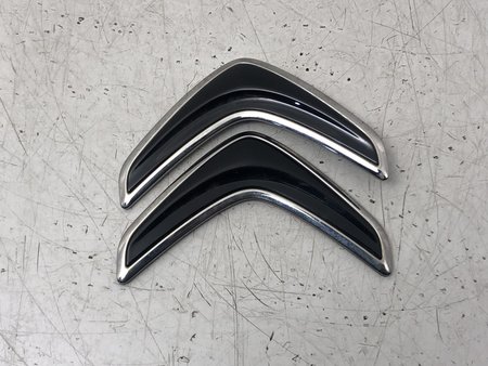 Emblema de mala citroen c3 iii (sx)