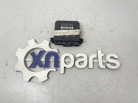 [A2108207526 A 210 820 75 26] Modulo da porta esq frente usado mercedes-benz e-class (w210) ref. a2108207526 a 210 820 75 26