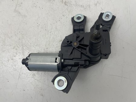 [53032812 / 3C9955711A / 3C9 955 711 A] Motor limpa vidros trás usado vw passat variant (365) 1.6 tdi ref. 53032812 / 3c9955711a / 3c9 955 7...